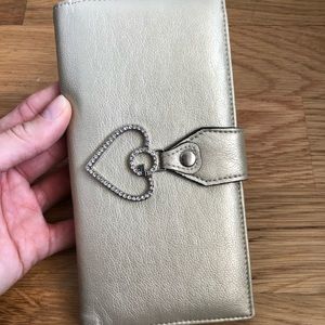 Champagne Guess Wallet